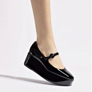 Blair Flatform In Black Patent Leather - Size 5.5 - BRAND NWT